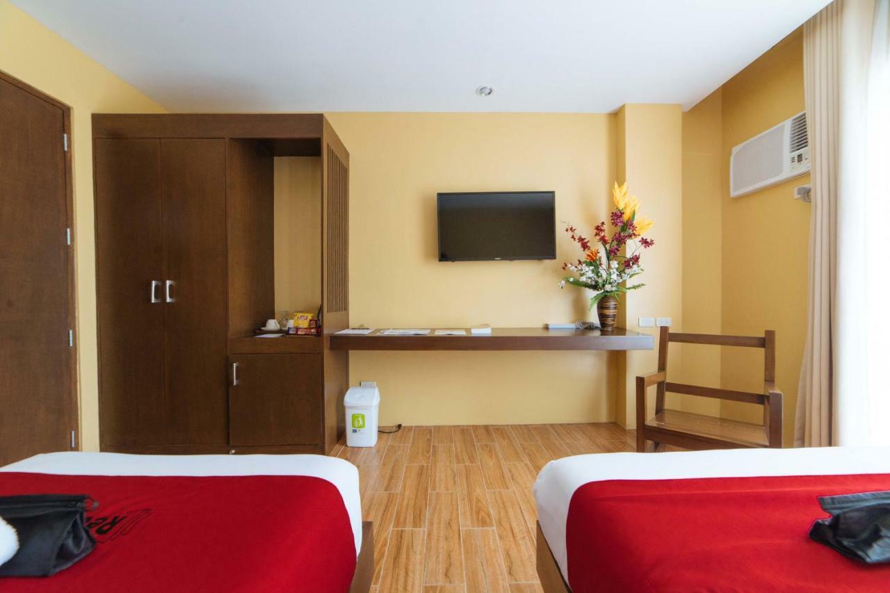 Reddoorz Premium Near Health Centrum Banica Roxas City Kültér fotó