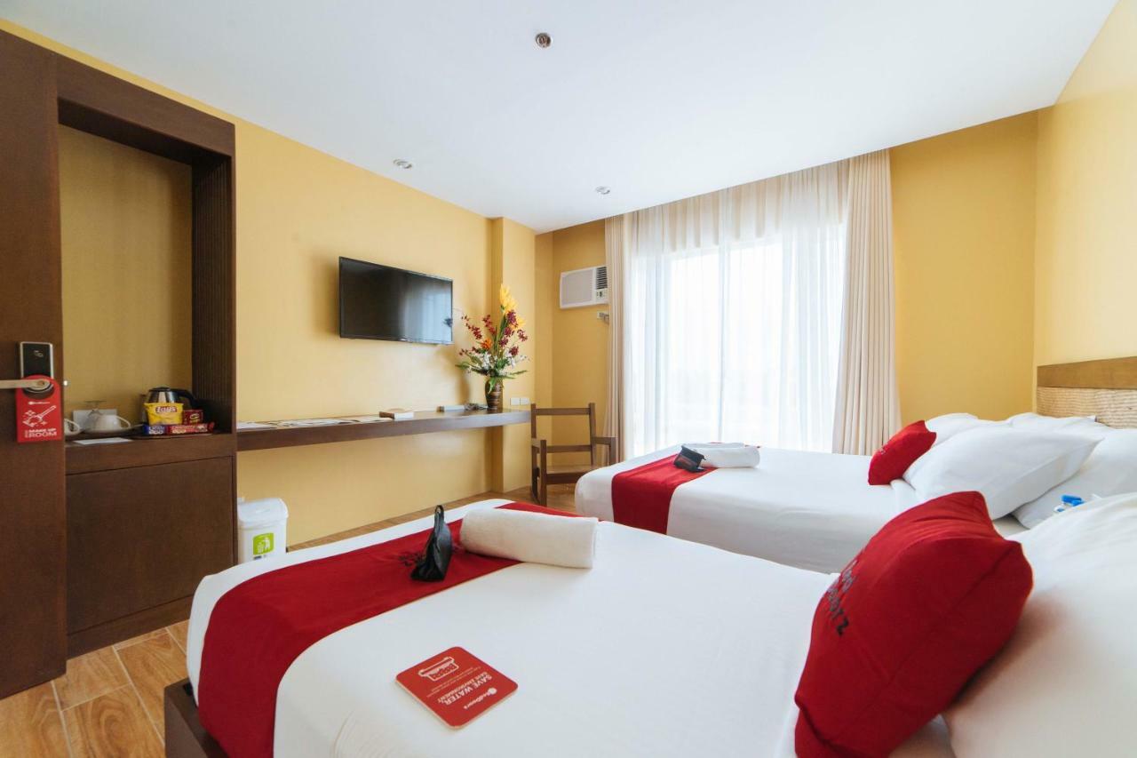 Reddoorz Premium Near Health Centrum Banica Roxas City Kültér fotó
